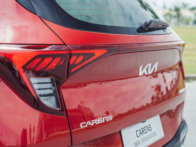 KIA Carens 1.4T Signature - Ảnh 9