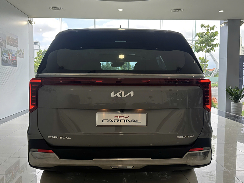 New KIA Carnival 2.2D Signature 7S - Ảnh 9
