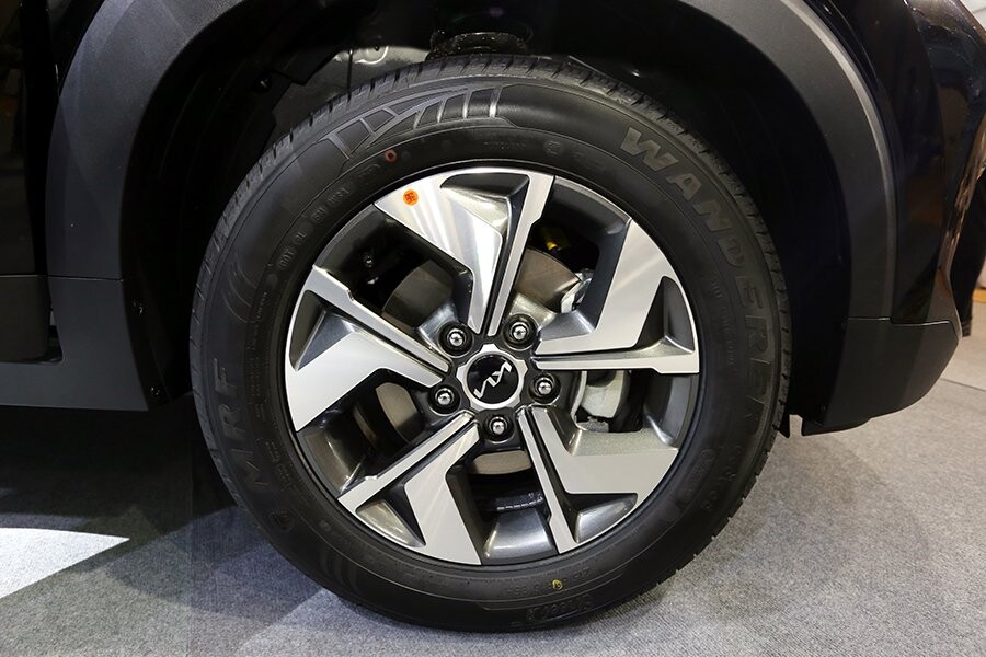 KIA Sonet AT Premium - Ảnh 7